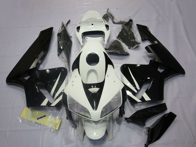 2005-2006 White Glossy Black Honda CBR600RR Motorcycle Fairings