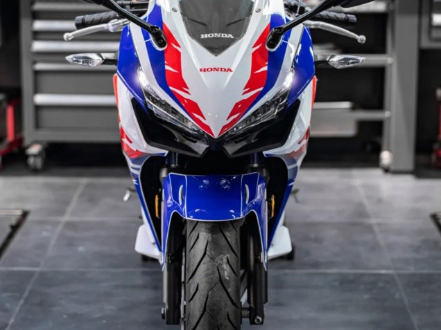 2022 White Red Blue Honda CBR400R Motorcycle Fairing