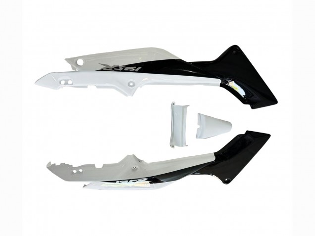 2002-2006 White Glossy Black Honda CBR125R Motorcycle Fairings