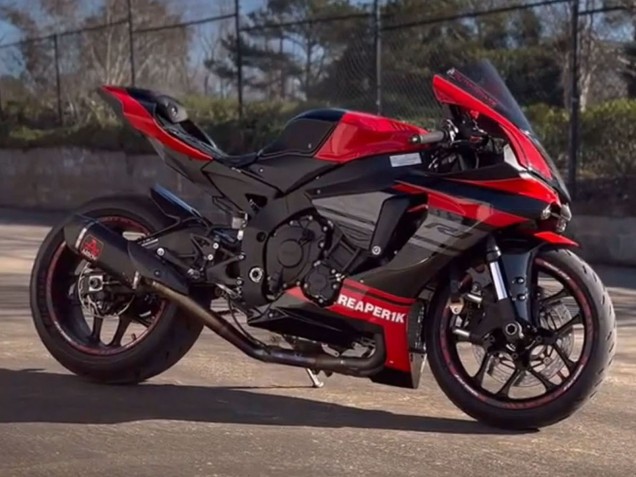 2015-2019 Red Black Silver Yamaha YZF 1000 R1 Motorcycle Fairings