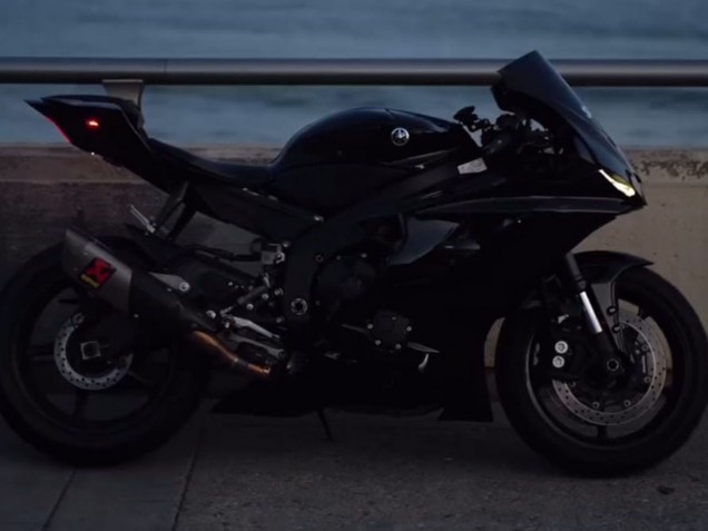 2017-2023 Glossy Black Yamaha YZF 600 R6 Motorcycle Fairings