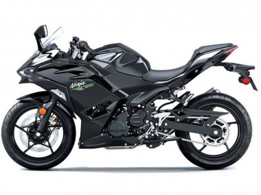 2024-2026 Glossy Black Kawasaki Ninja 500 EX500R Motorcycle Fairings
