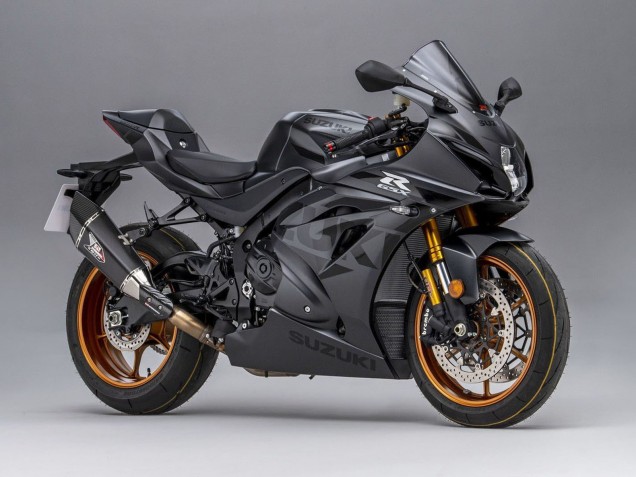 2005-2006 Matte Black Phantom Suzuki GSXR 1000 Motorcycle Fairings
