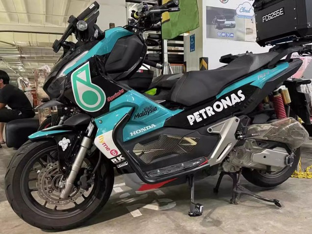 2018-2021 Blue Green Red Glossy Black Petronas Honda ADV150 Motorcycle Fairings