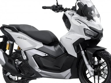 2022-2024 White Black Honda ADV160 Motorcycle Fairings